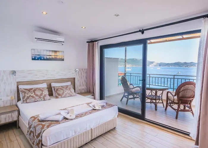 Sardunya Andifli Kaş