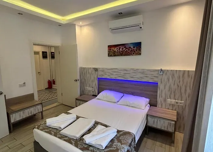 Hotel Sardunya Andifli Kaş